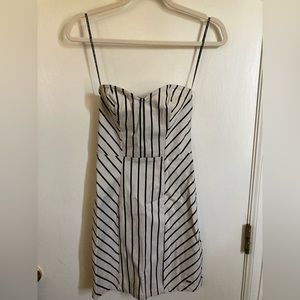 *Volcom Frochickie Ivory Black Striped Strapless Form Fitted Mini Dress #RW